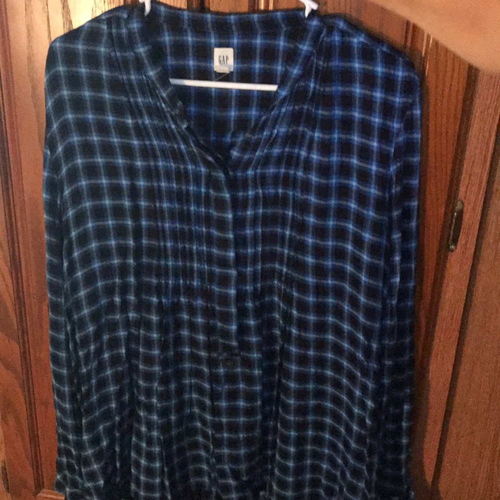 Gap  xl blue and black plaid